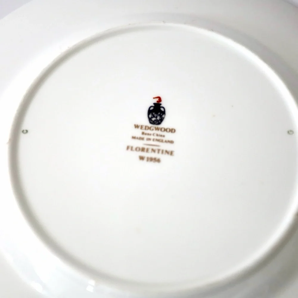 Wedgwood Florentine 6 Piece Place Setting Dark Blue Rim Plate Cups Saucers W1956